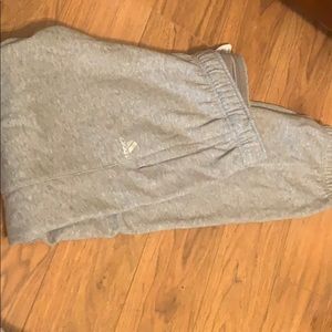 Draw string adidas sweat pants with pockets